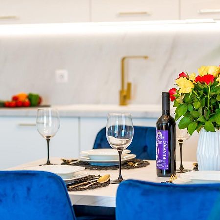 Bluesky Deluxe Apartment Free Parking 두브로브니크 외부 사진