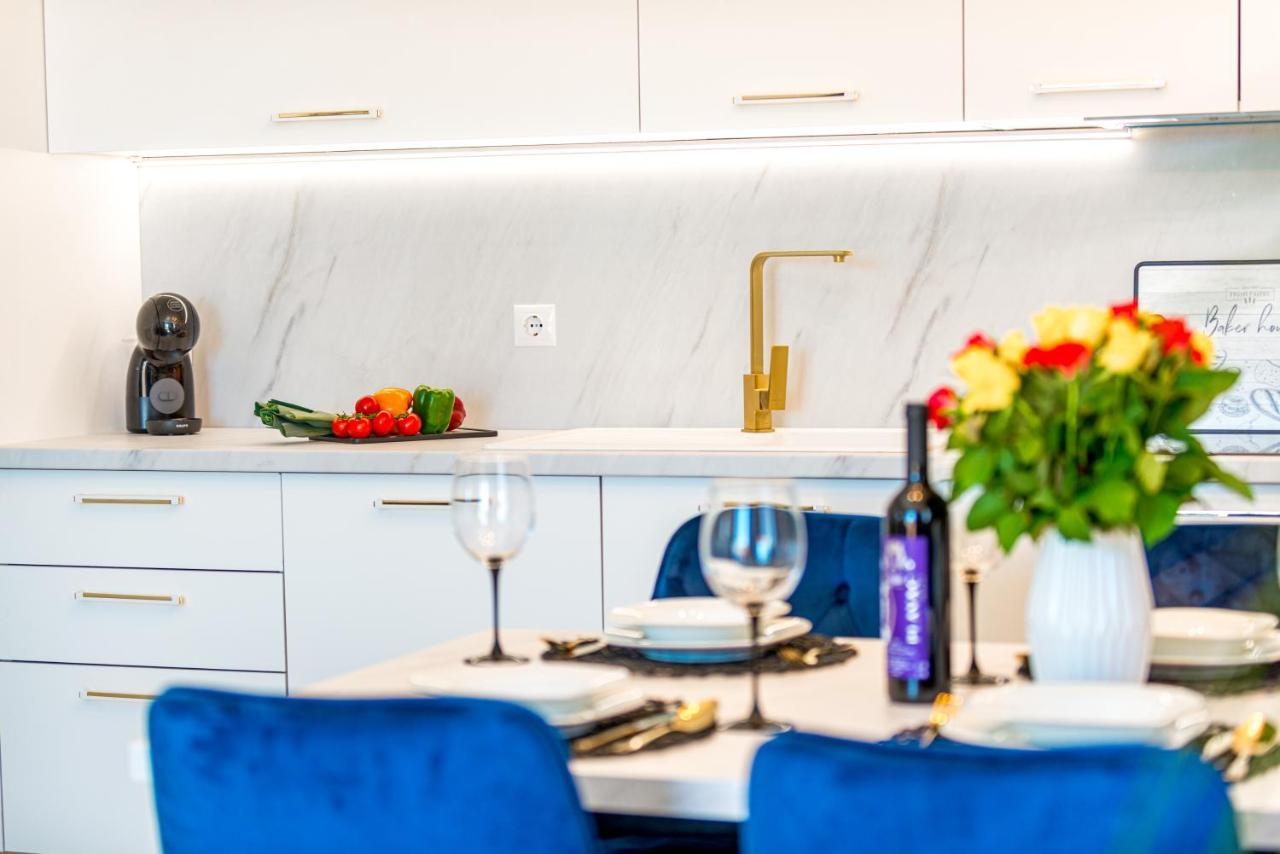 Bluesky Deluxe Apartment Free Parking 두브로브니크 외부 사진