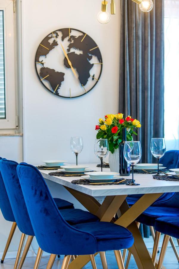 Bluesky Deluxe Apartment Free Parking 두브로브니크 외부 사진