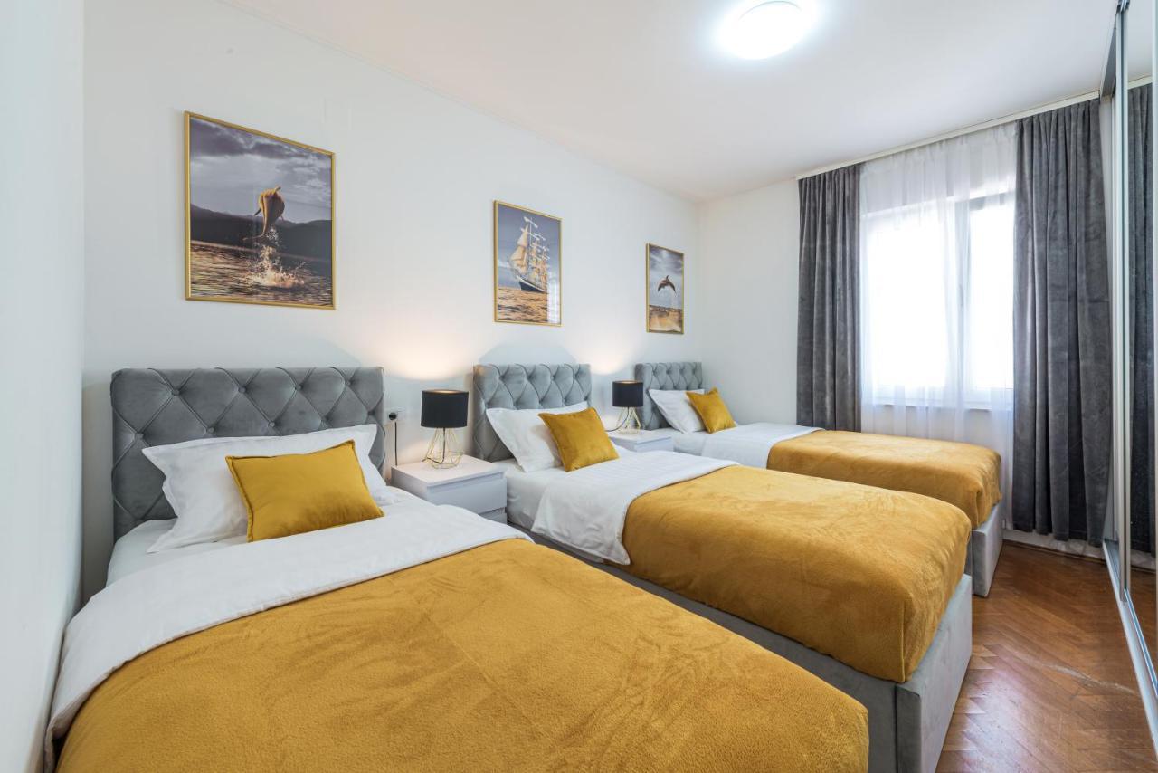 Bluesky Deluxe Apartment Free Parking 두브로브니크 외부 사진